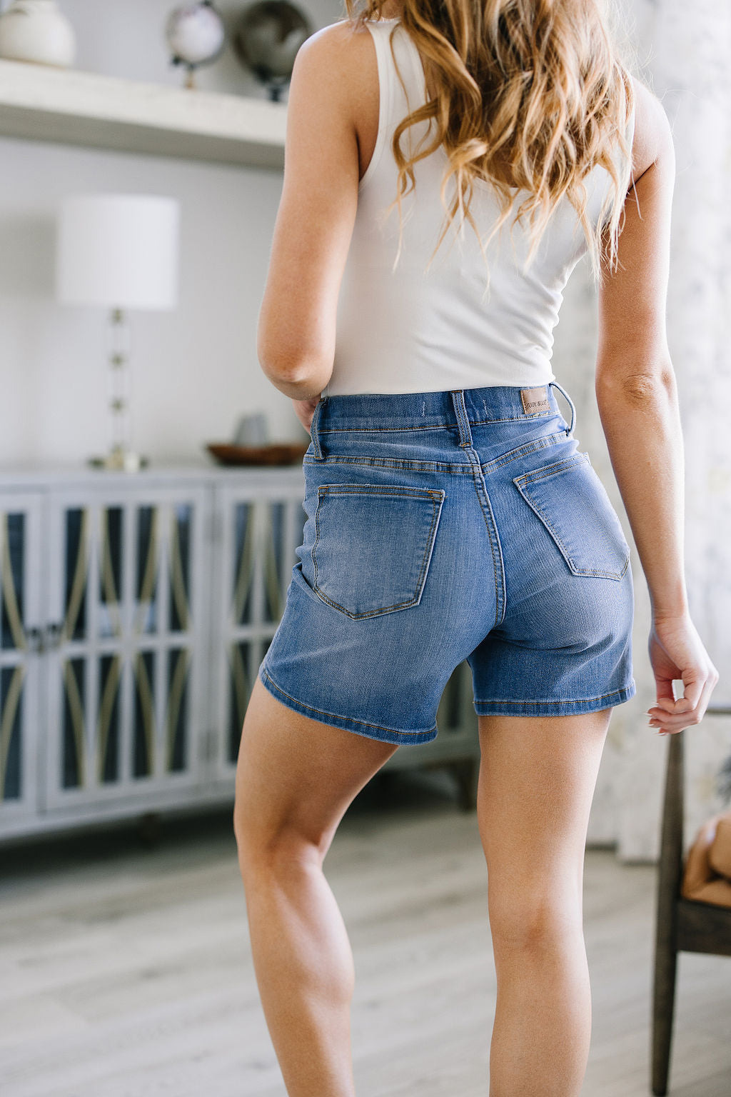 Perry High Rise Pull On Denim Shorts (Small)