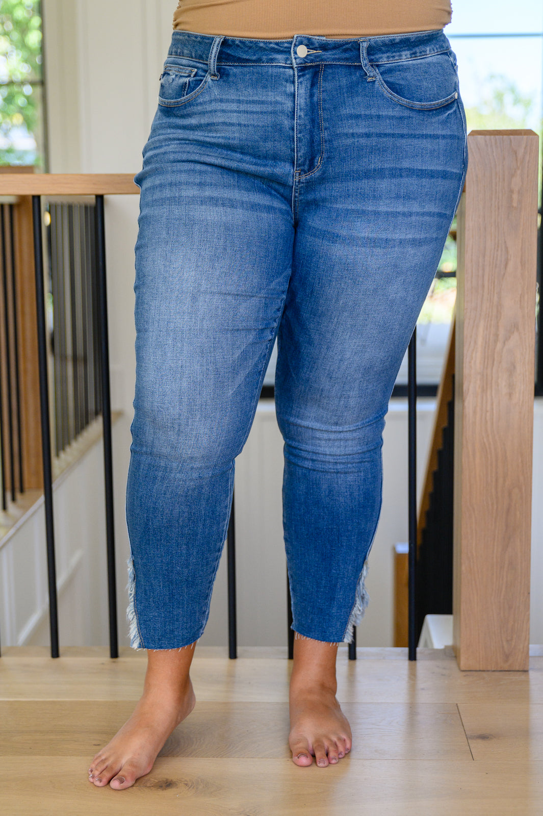 Bethany Frayed Hem Detail Skinny Jeans (22W)