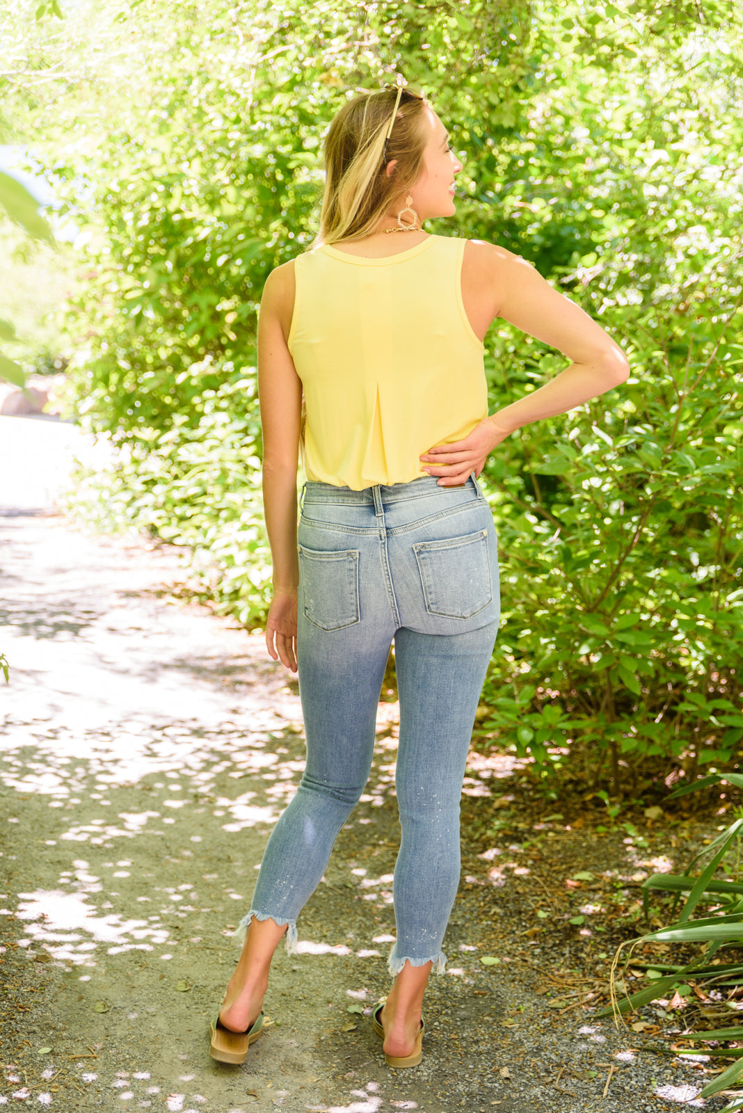 Kandis Mid-Rise Bleach Splash Jeans (1,24)