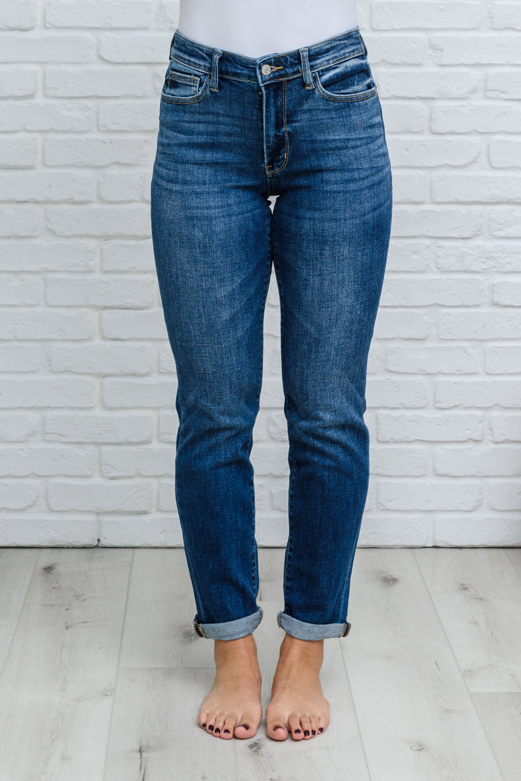 London Midrise Cuffed Boyfriend Jeans (1/25)
