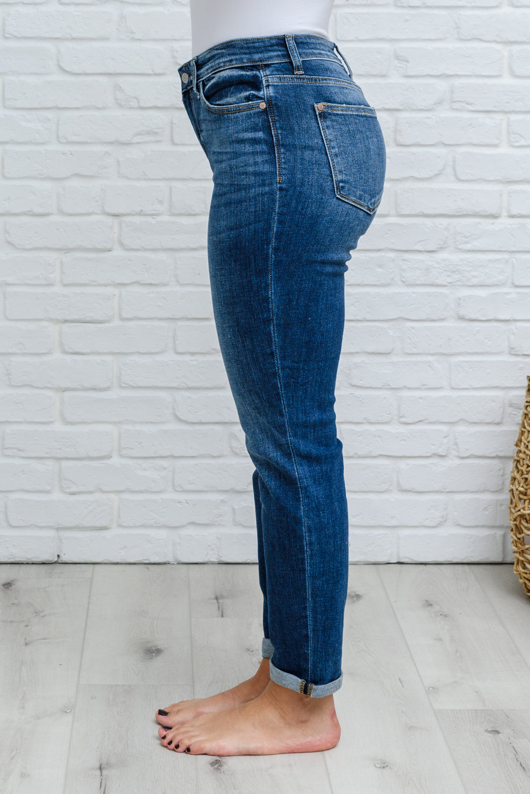 London Midrise Cuffed Boyfriend Jeans (1/25)