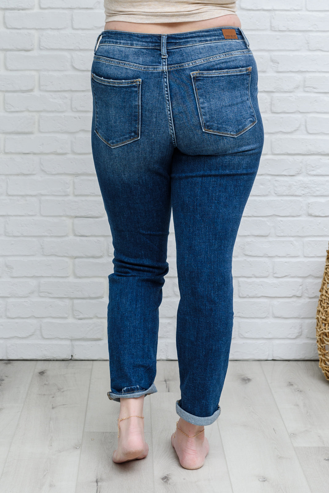 London Midrise Cuffed Boyfriend Jeans (1/25)