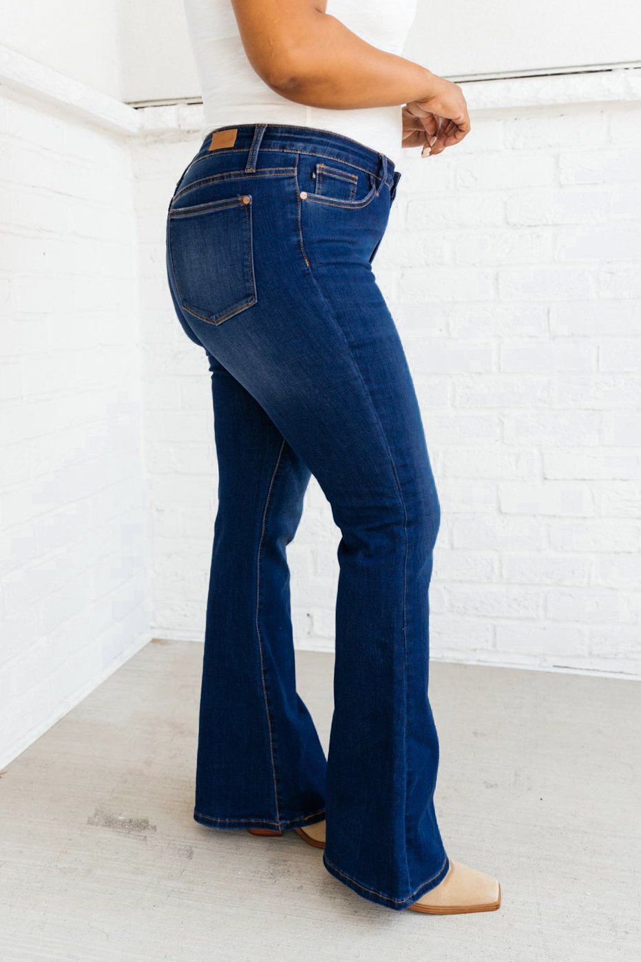 Throwback Flare Jeans (1/25)